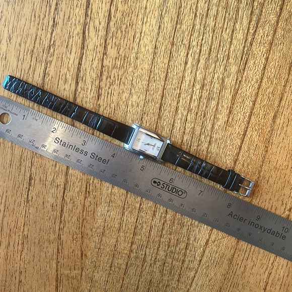 Kenneth Cole Reaction Watch - Picture 9 of 10